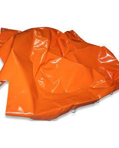 Manure curtain for manure chute